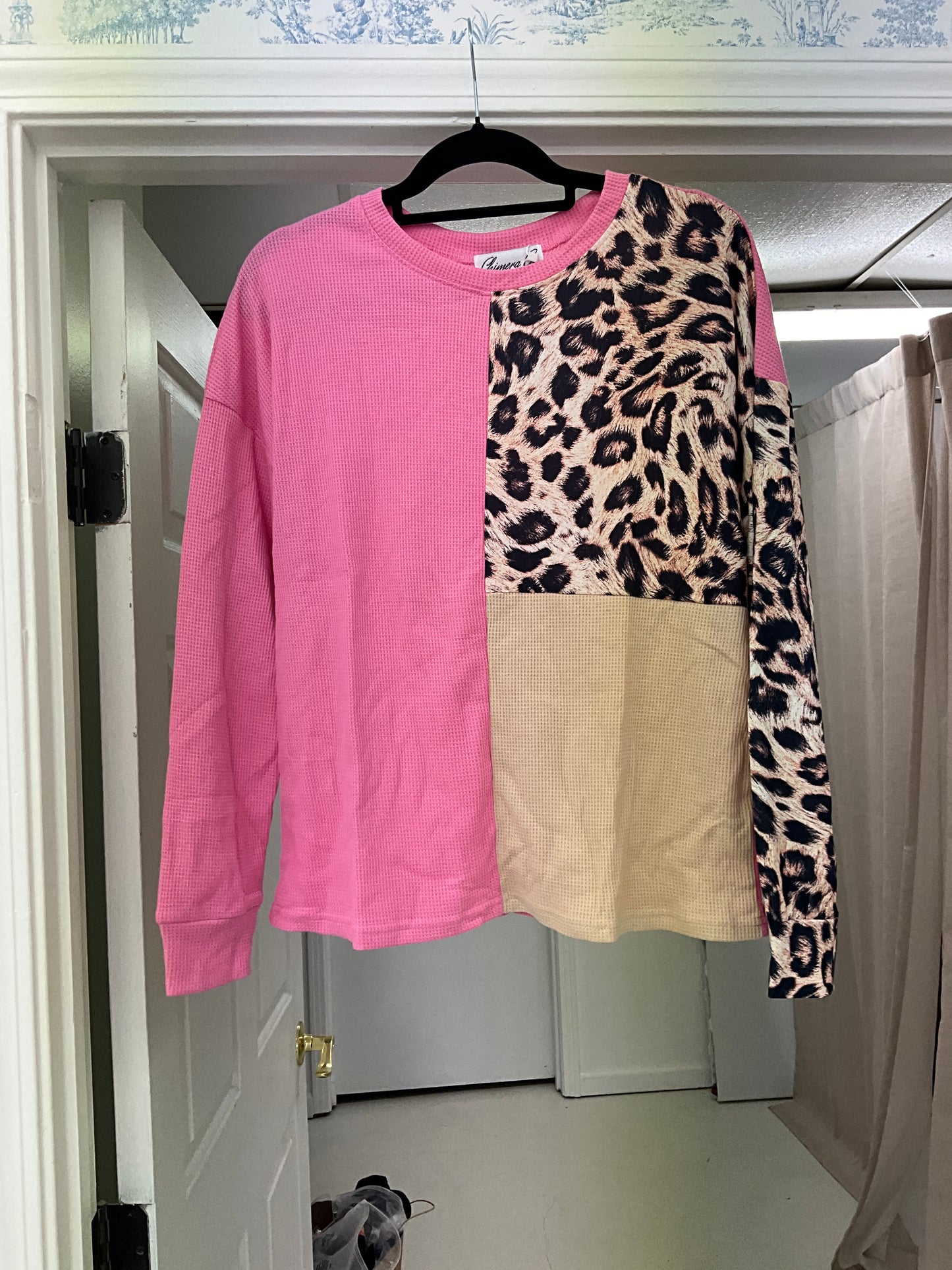 Waffle block pink leopard top