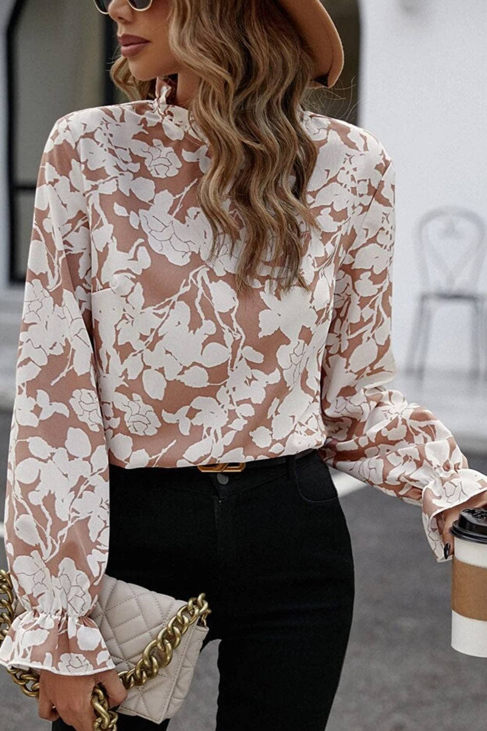 Floral Neck Flounce Blouse: