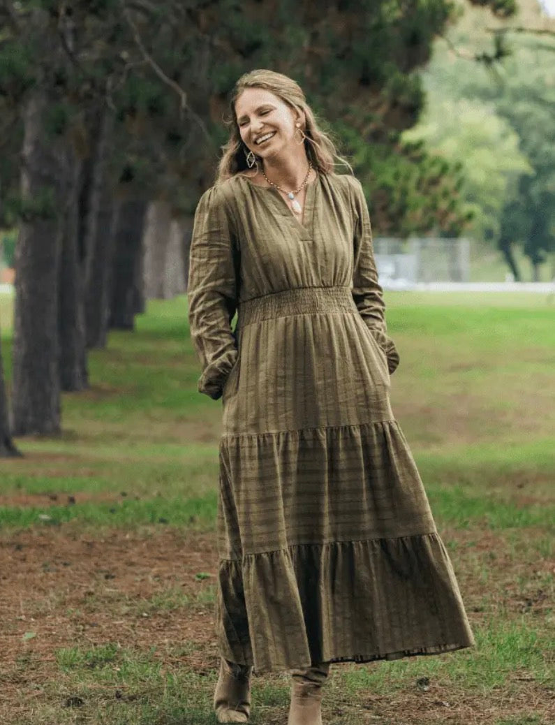 Long green maxi velvet dress