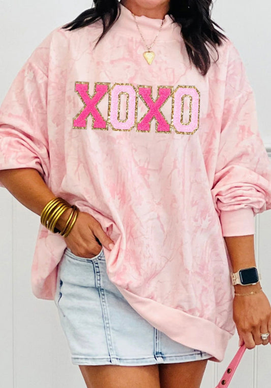 XOXO camo pattern sweat