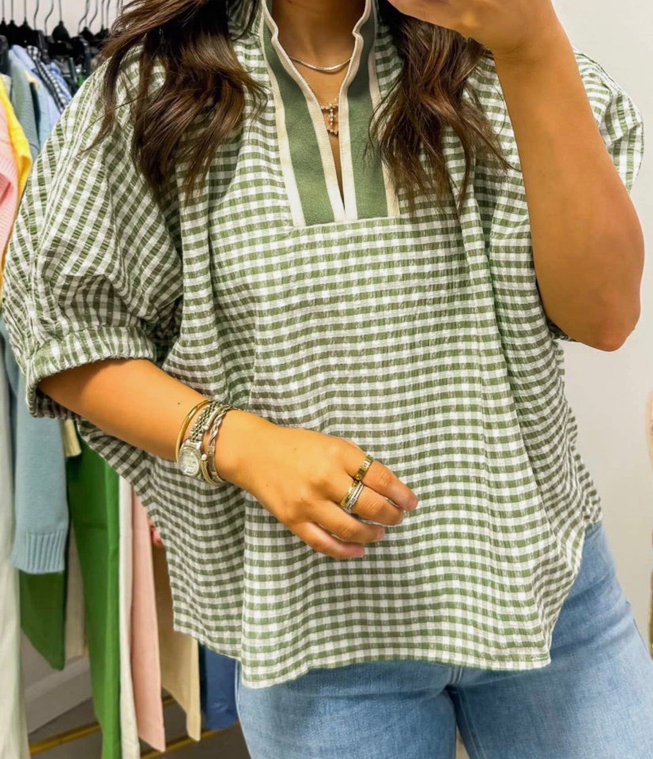 Gingham shirt ruffle collar